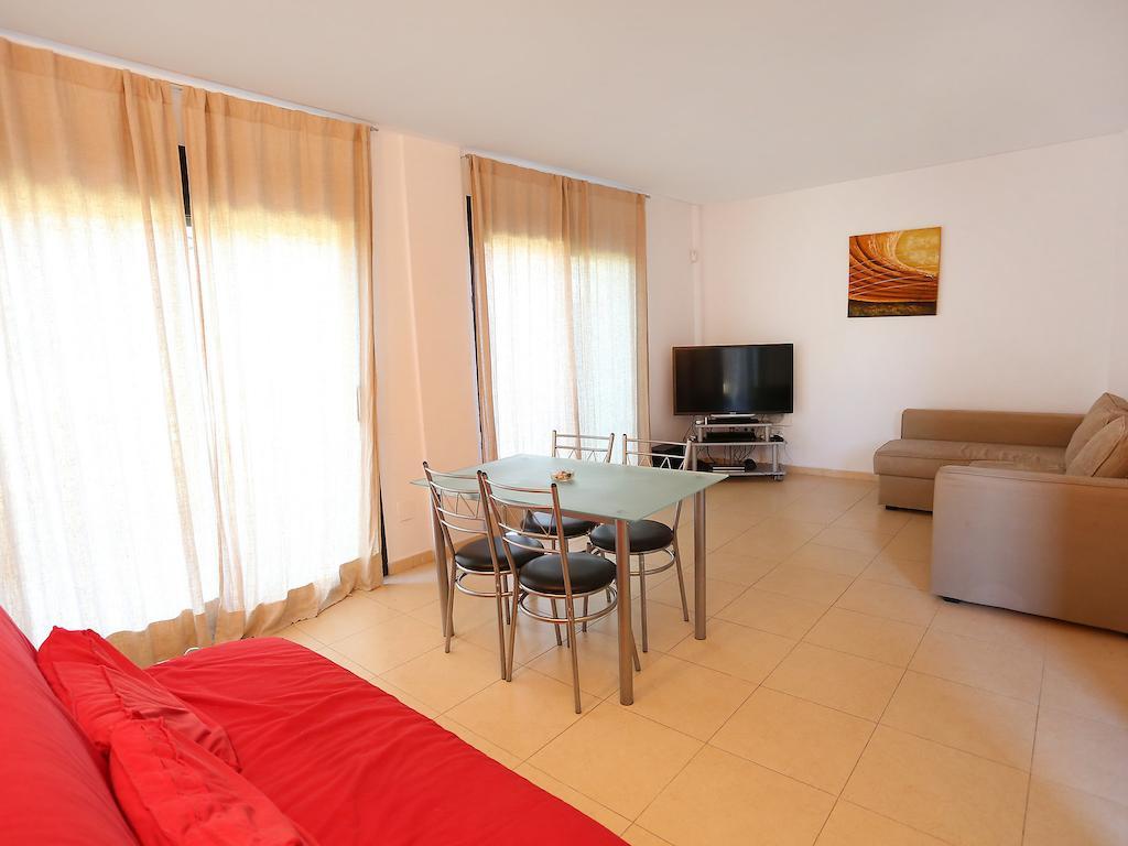 Holiday Home Cornelia Pucho By Interhome Cambrils Rom bilde